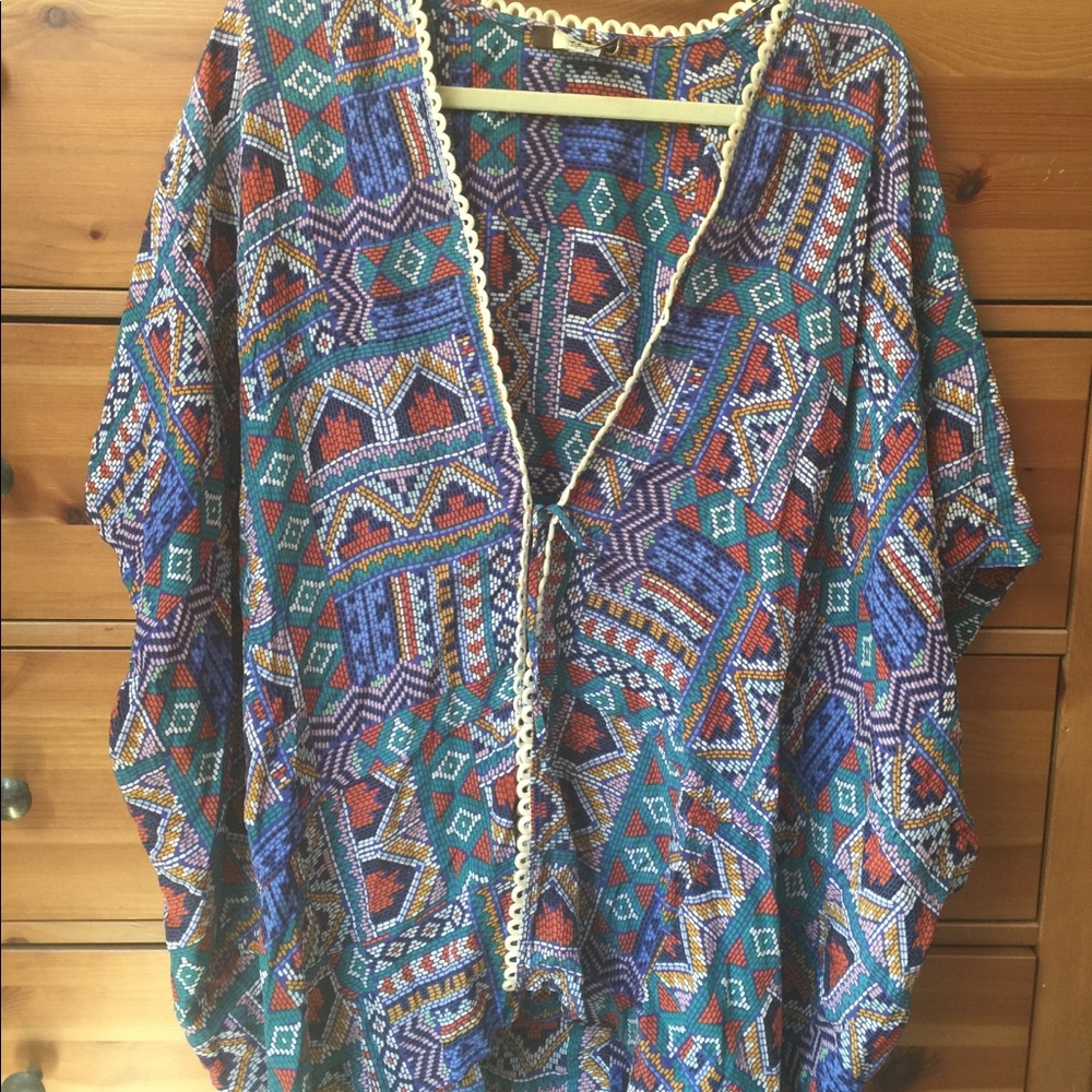 Yanak swim set: shorts, halter top & kimono cover